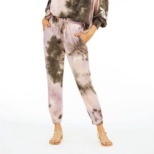 Veronica M Pocket Jogger
